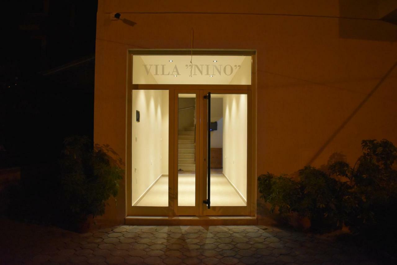 Hotel Vila Nino Berat Exteriör bild