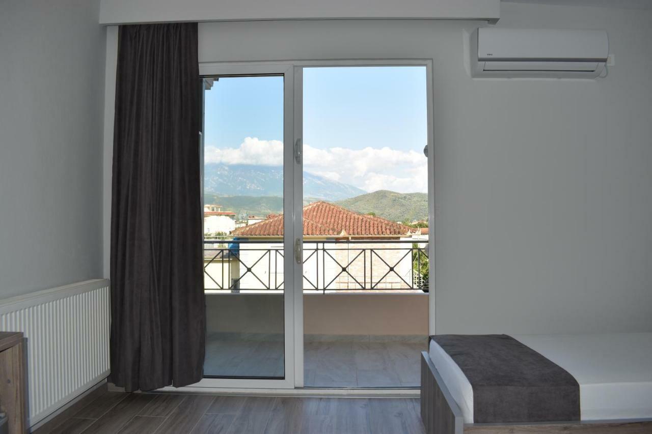 Hotel Vila Nino Berat Exteriör bild